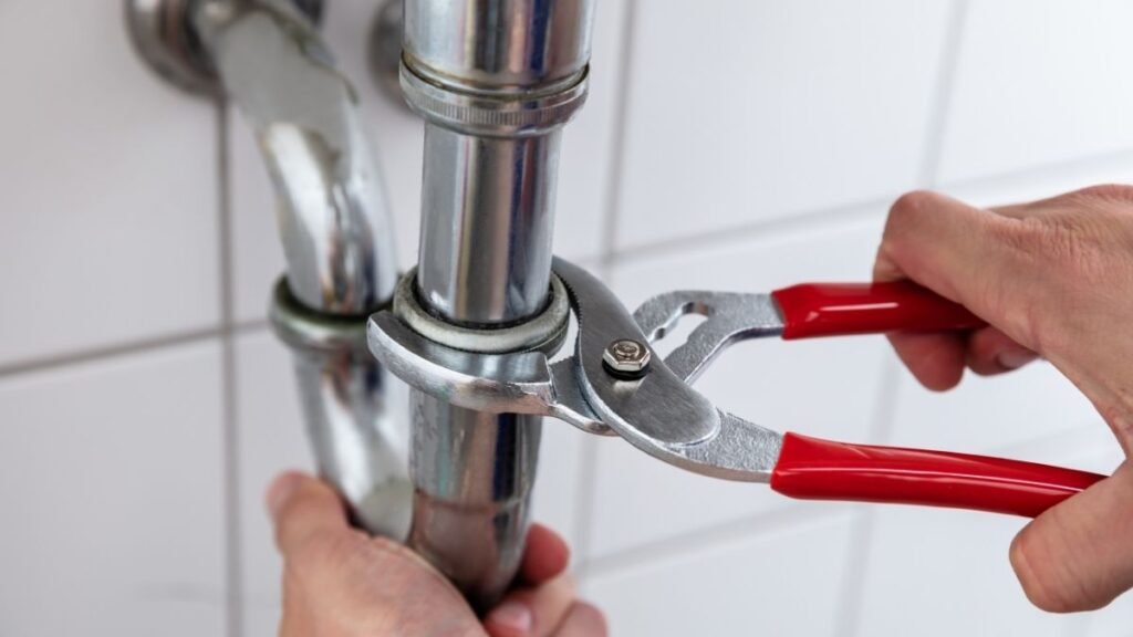 vor und nachteile, die spüle selbst einzubauen oder einen handwerker zu beauftragen